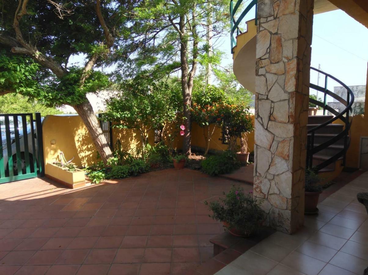 Villa Smeraldo Blu Торе Лапило Екстериор снимка