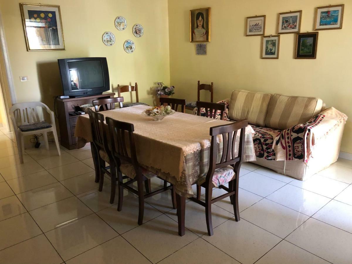 Villa Smeraldo Blu Торе Лапило Екстериор снимка