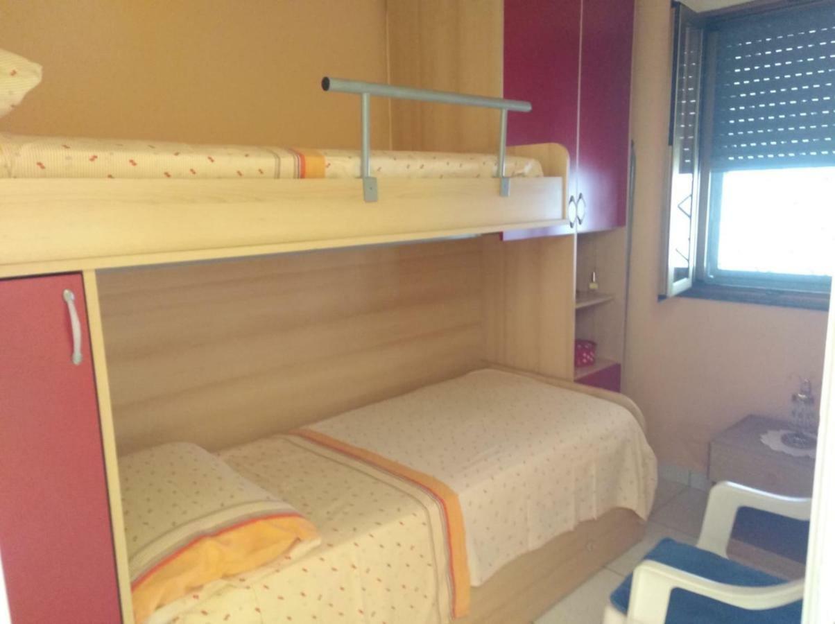 Villa Smeraldo Blu Торе Лапило Екстериор снимка